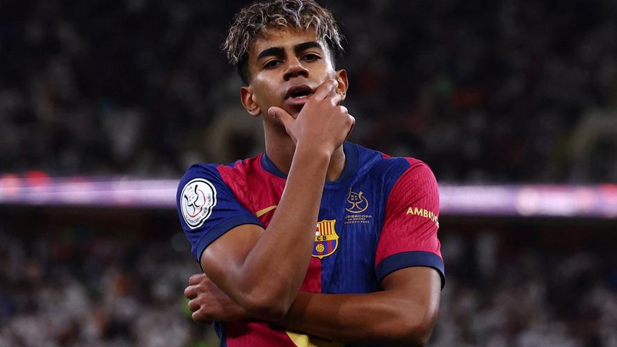 迟来的告别，拜仁在主场为科曼举办告别仪式（拜仁主场为科曼补办告别仪式）