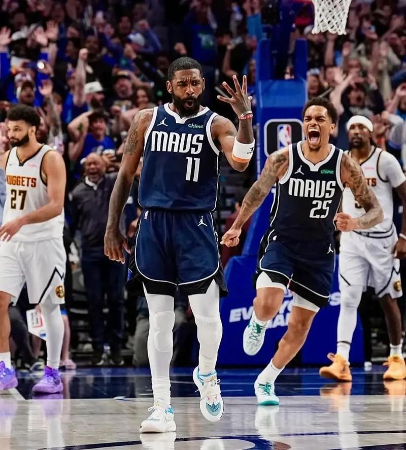 足球不会同情任何人（绿茵场从不怜悯任何人）