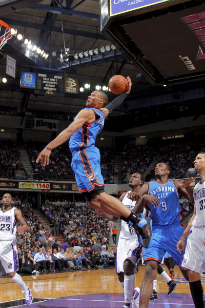 吉马良斯：卡塞米罗是我的榜样，巴西队需要内马尔这样的巨星（吉马良斯：我以卡塞米罗为榜样，巴西队离不开内马尔这样的巨星）