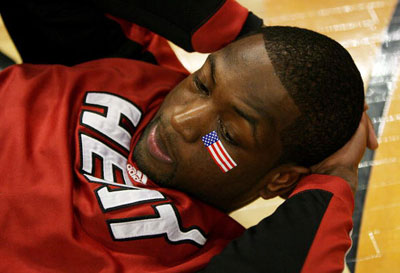 青岛海牛：李霄鹏未与球队告别，近期会根据明年情况与其谈续约（青岛海牛：李霄鹏尚未与球队告别，近期将视明年情况沟通续约）