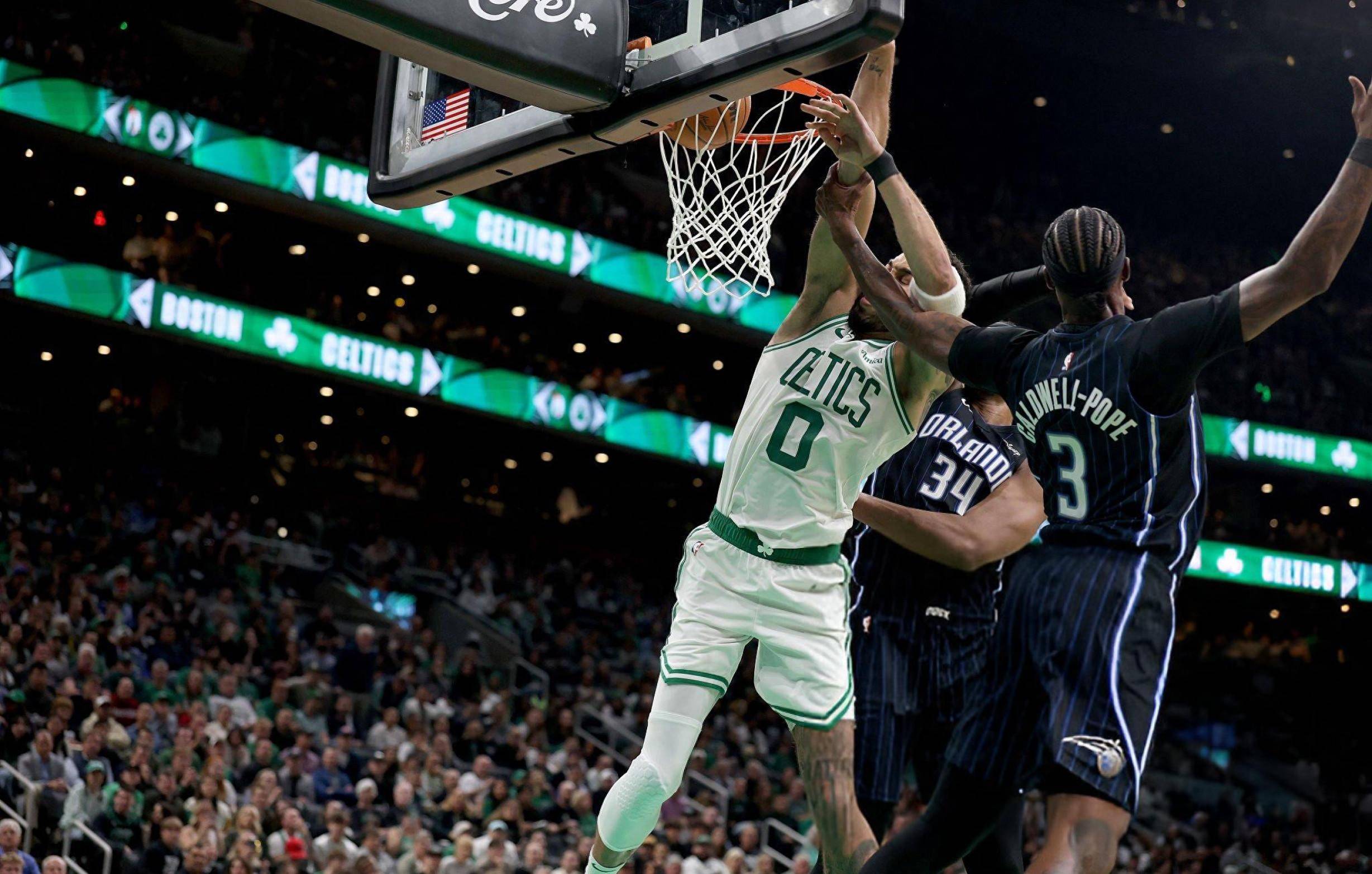 世欧预历史射手榜：C罗莱万前二，凯恩第5，哈兰德第7（世欧预历史射手榜出炉：C罗、莱万分列前两，凯恩第5，哈兰德第7）