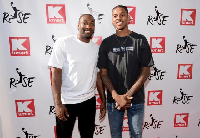 频繁使用挥舞魔杖的庆祝动作，土耳其前锋被华纳兄弟起诉（土耳其前锋因频繁挥魔杖式庆祝被华纳兄弟起诉）