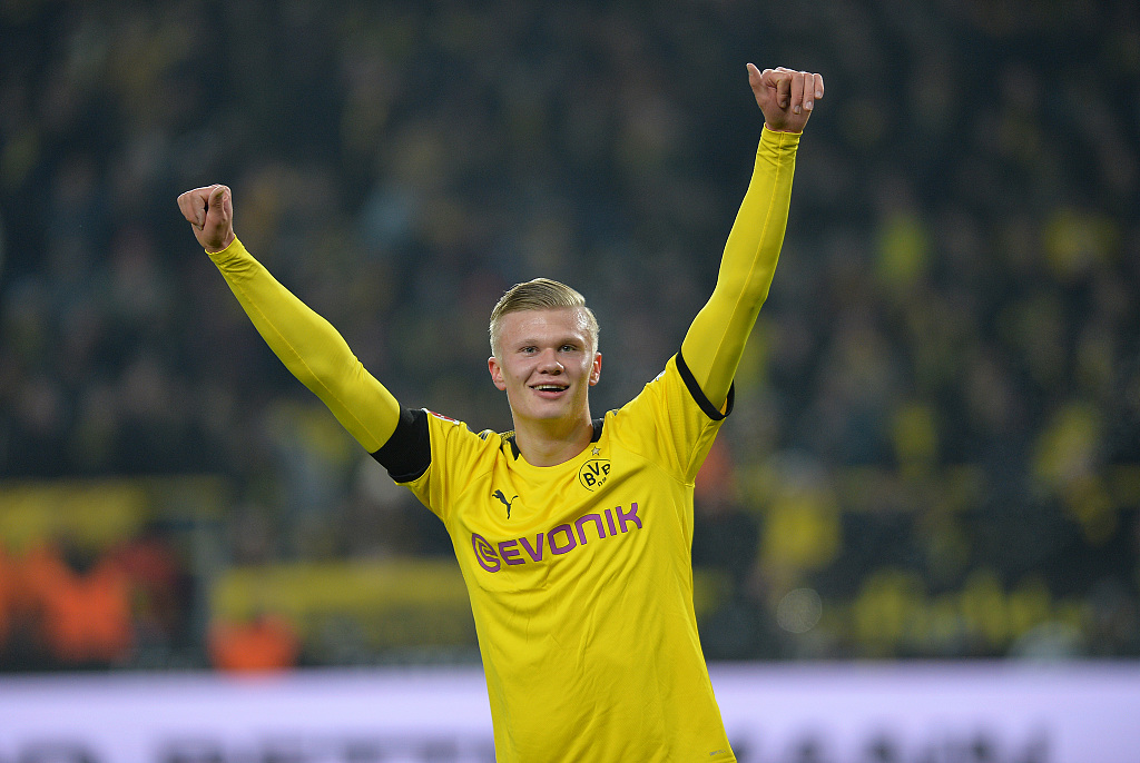 德甲战报：斯塔尼西奇传射，凯恩锁胜局，拜仁4-0海登海姆（德甲快讯：斯塔尼西奇传射立功，凯恩一锤定音，拜仁4-0大胜海登海姆）